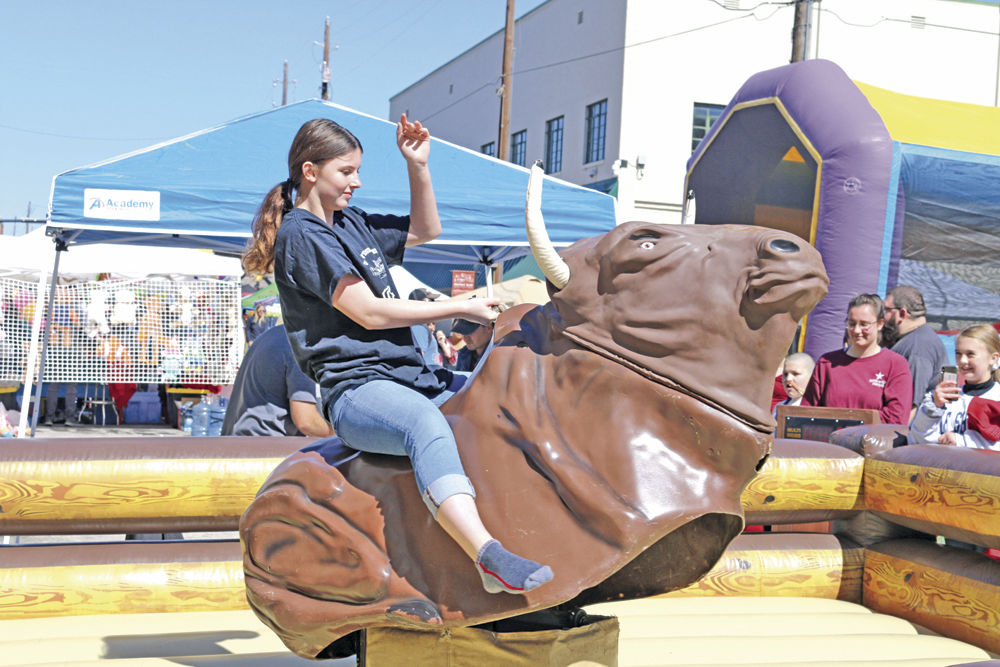 PHOTO: Rope and ride